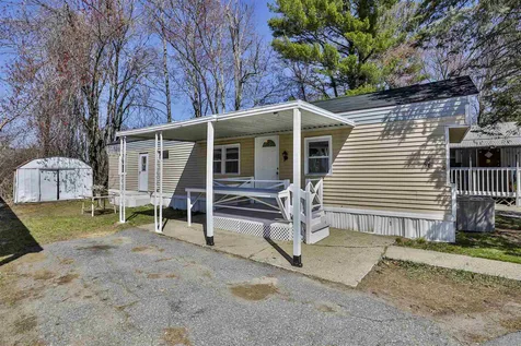 28 Friendship Drive Salem NH 03079