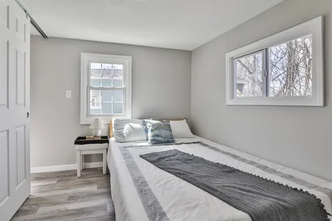 28 Friendship Drive Salem NH 03079