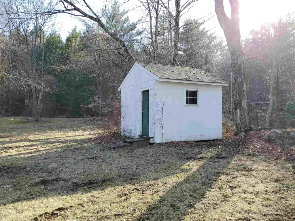 55 Water Street Bradford NH 03221