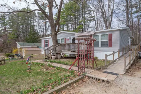6 Garden Drive Allenstown NH 03275