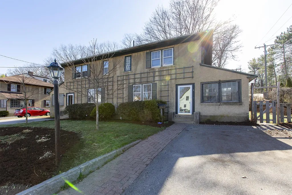 1-3 Beech Street Newmarket NH 03857