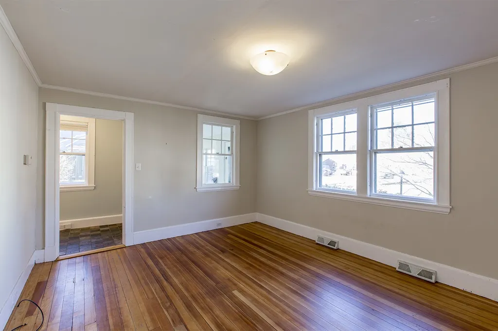 1-3 Beech Street Newmarket NH 03857