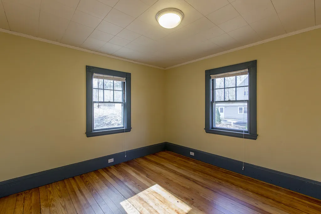 1-3 Beech Street Newmarket NH 03857