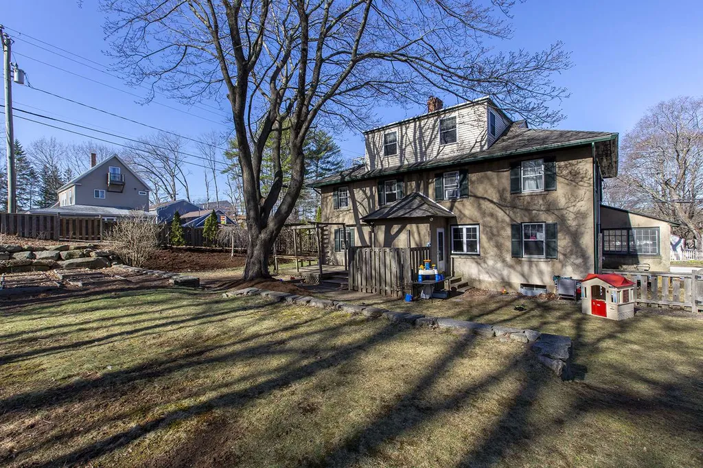 1-3 Beech Street Newmarket NH 03857
