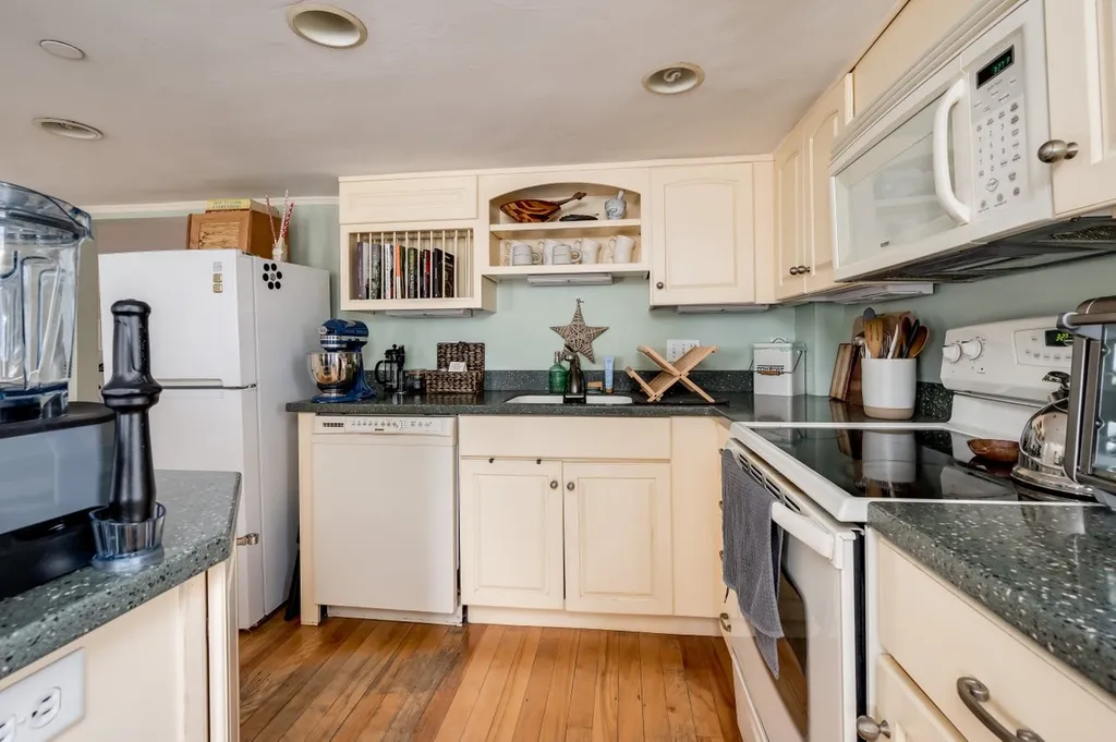 49 Arch Street Dover NH 03820