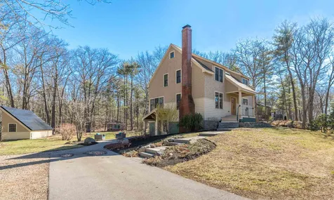 93 Walker Bungalow Road Portsmouth NH 03801