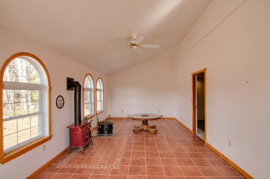 597 Passaconaway Road Conway NH 03818