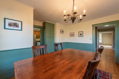 82 Barrett Road New London NH 03257