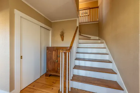 82 Barrett Road New London NH 03257