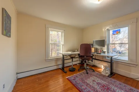 82 Barrett Road New London NH 03257