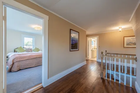 82 Barrett Road New London NH 03257