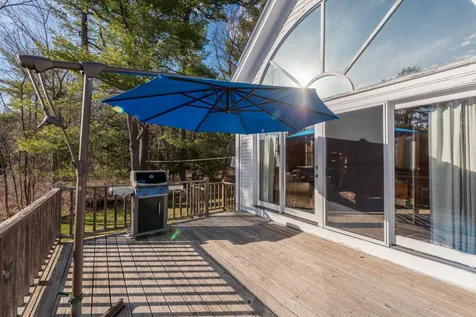 82 Barrett Road New London NH 03257