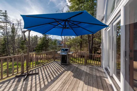 82 Barrett Road New London NH 03257