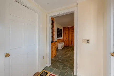 82 Barrett Road New London NH 03257