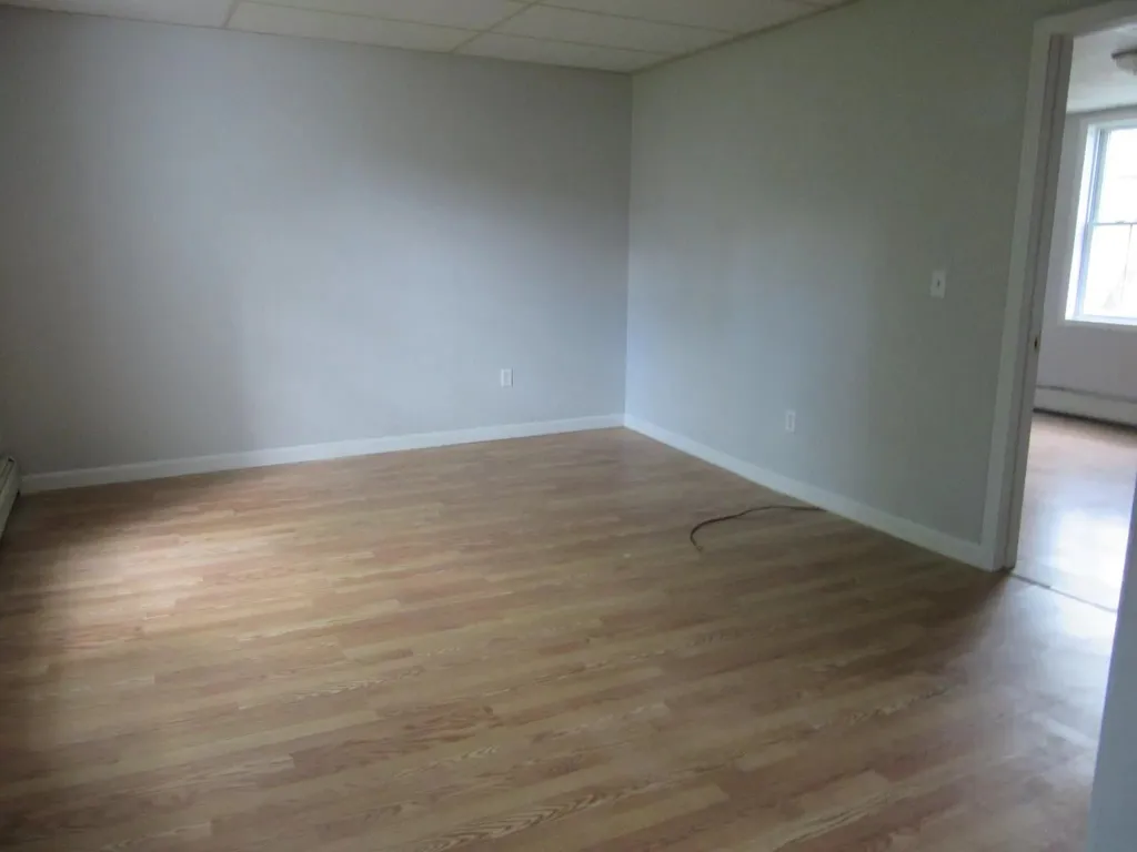 10 Harrison Avenue Rochester NH 03867