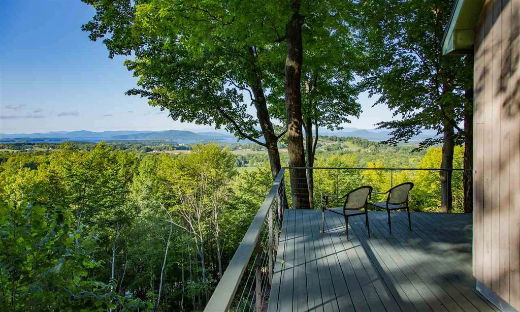 366 Bown Lane Charlotte VT 05445