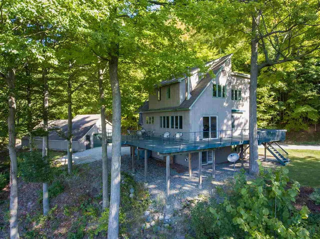 366 Bown Lane Charlotte VT 05445