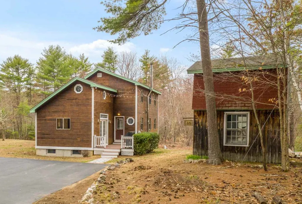 50 Leeanna Drive Barrington NH 03825
