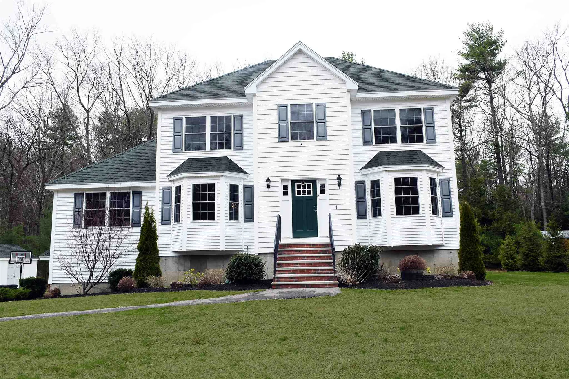 2 Village Way Plaistow NH 03865