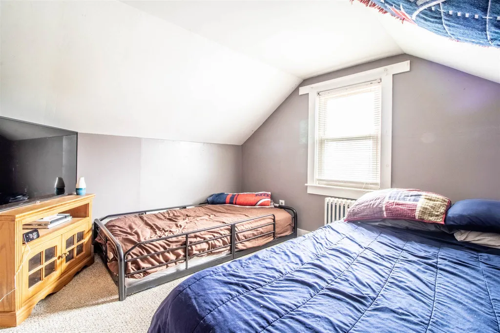 28 Olde Farm Lane Rochester NH 03867