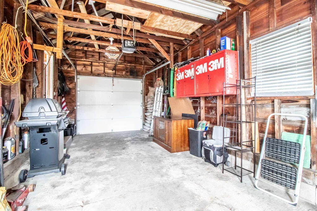 28 Olde Farm Lane Rochester NH 03867