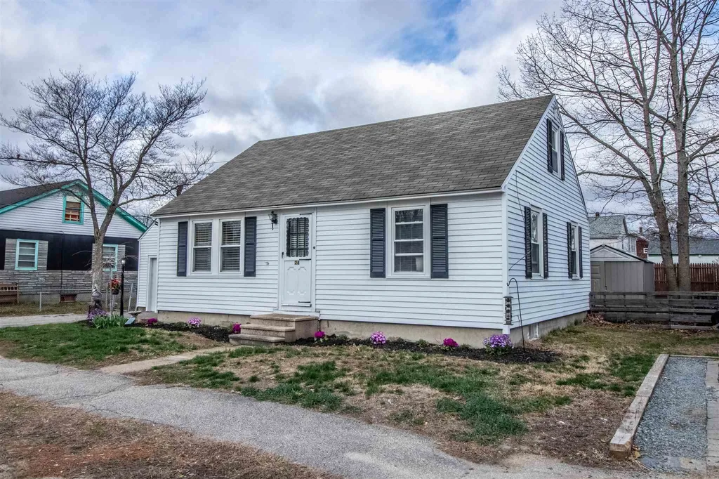 28 Olde Farm Lane Rochester NH 03867