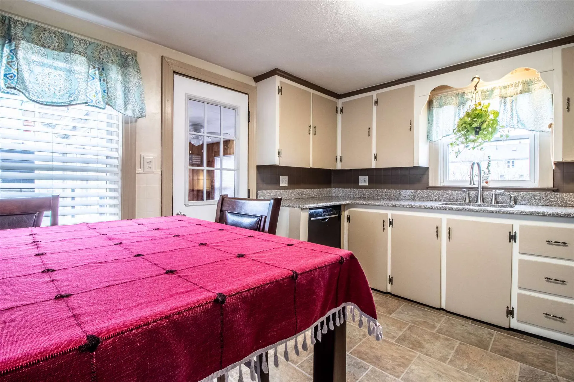 28 Olde Farm Lane Rochester NH 03867
