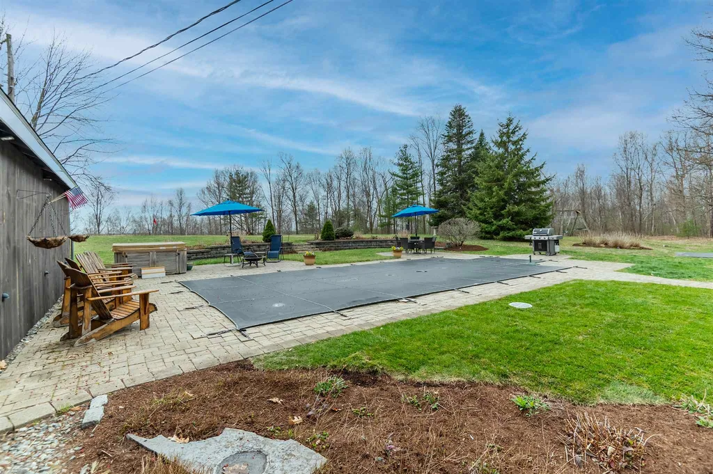 20 Thornell Road Newton NH 03858