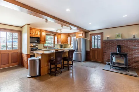 20 Thornell Road Newton NH 03858