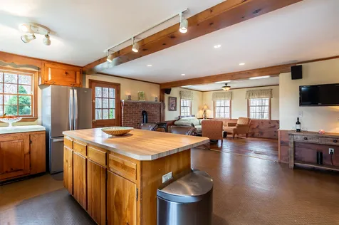 20 Thornell Road Newton NH 03858