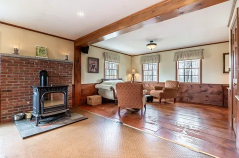 20 Thornell Road Newton NH 03858