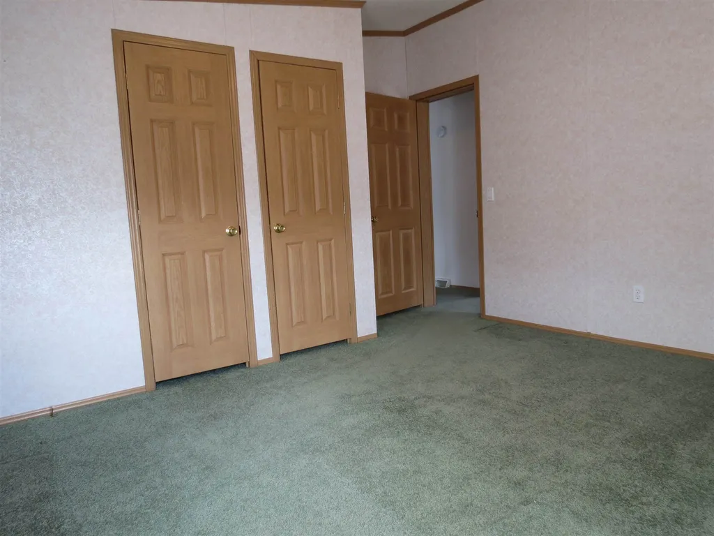 18 Seneca Street Rochester NH 03867