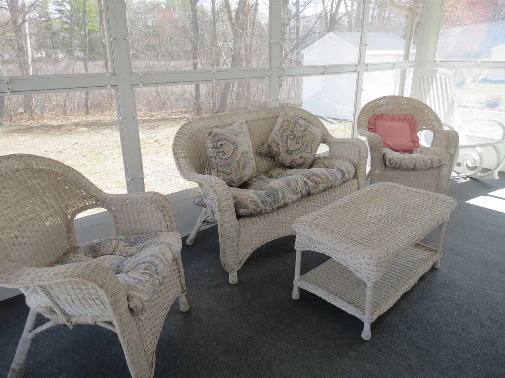 18 Seneca Street Rochester NH 03867