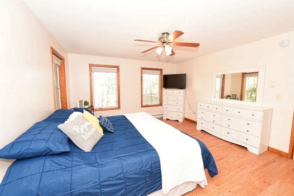 1945 Main Road Chatham NH 03813
