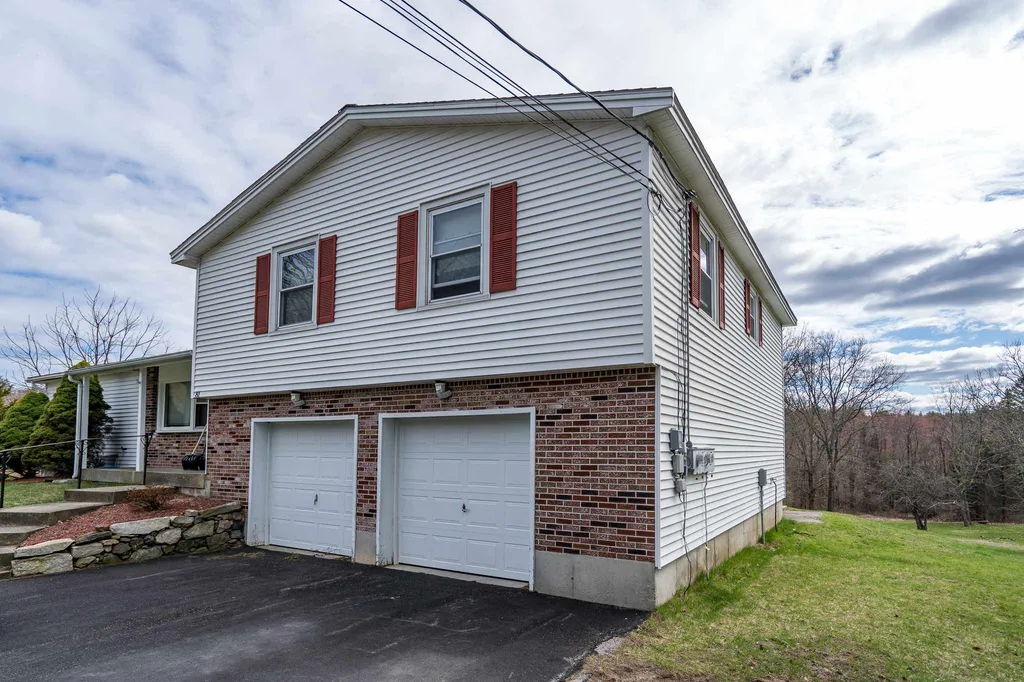 81 Lane Road Derry NH 03038