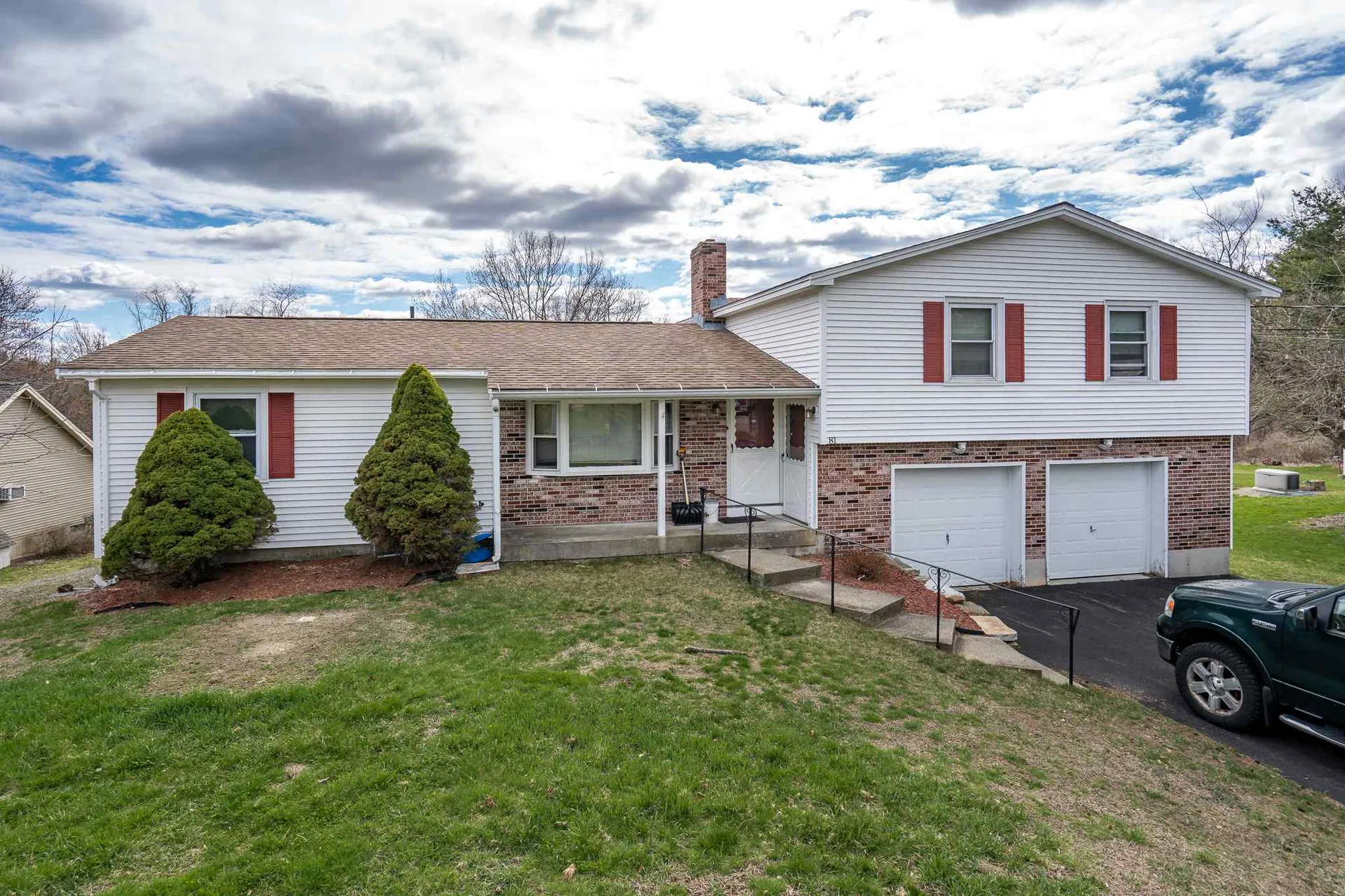 81 Lane Road Derry NH 03038