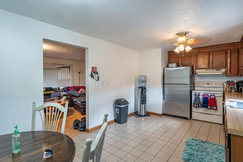 81 Lane Road Derry NH 03038