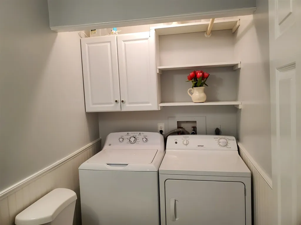 27 Pleasant Street Lebanon NH 03784