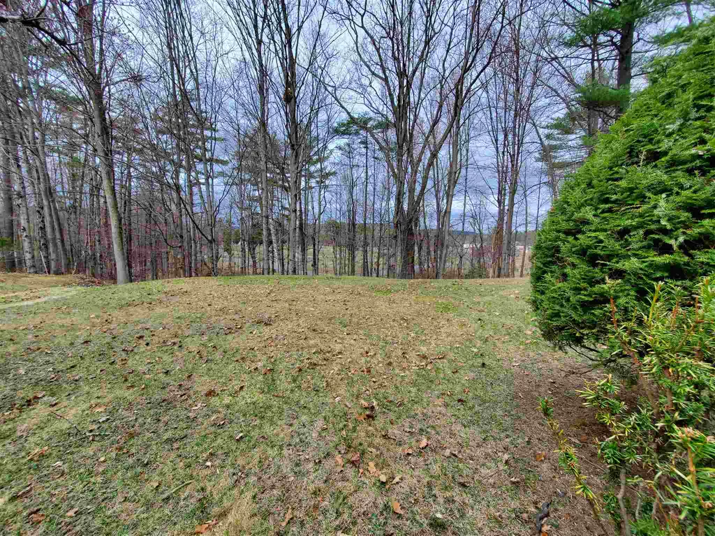 27 Pleasant Street Lebanon NH 03784