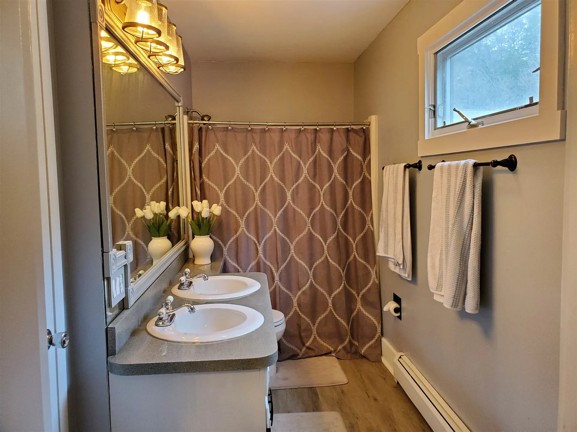 27 Pleasant Street Lebanon NH 03784