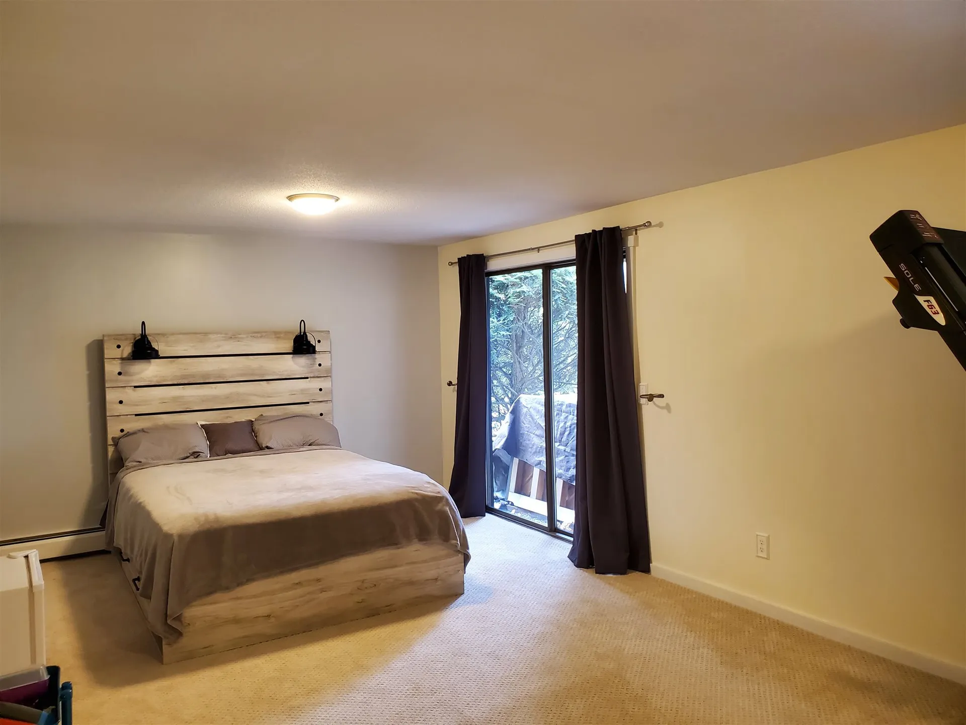 27 Pleasant Street Lebanon NH 03784