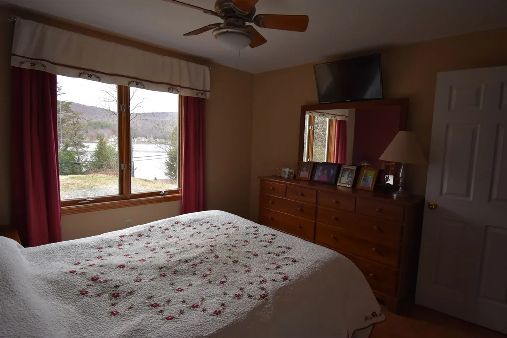 352 & 357 Shaker Boulevard Enfield NH 03748