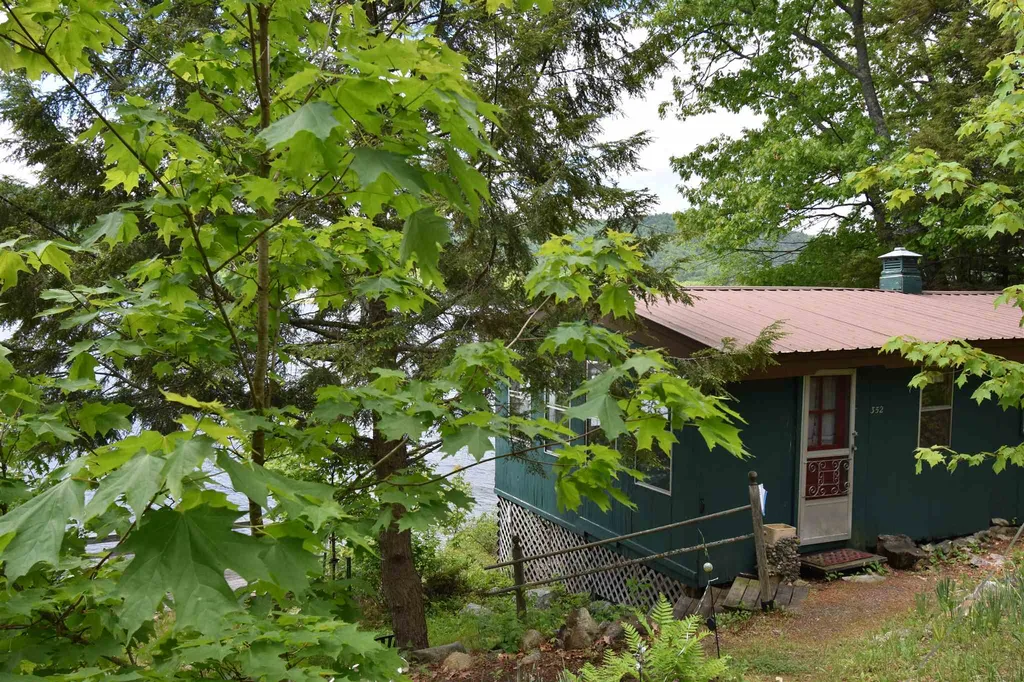 352 & 357 Shaker Boulevard Enfield NH 03748