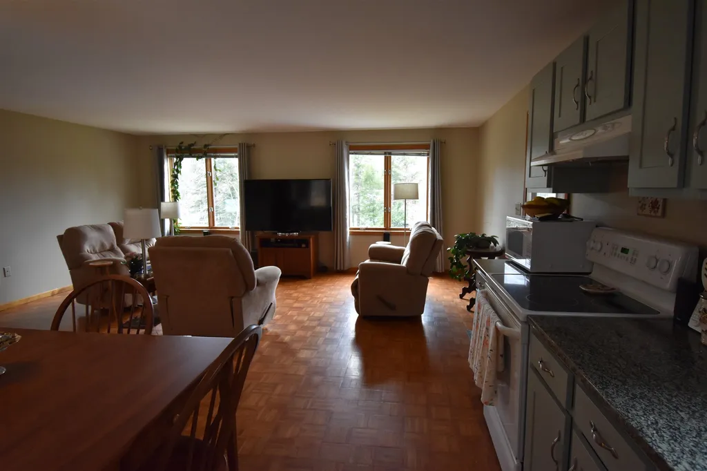 352 & 357 Shaker Boulevard Enfield NH 03748
