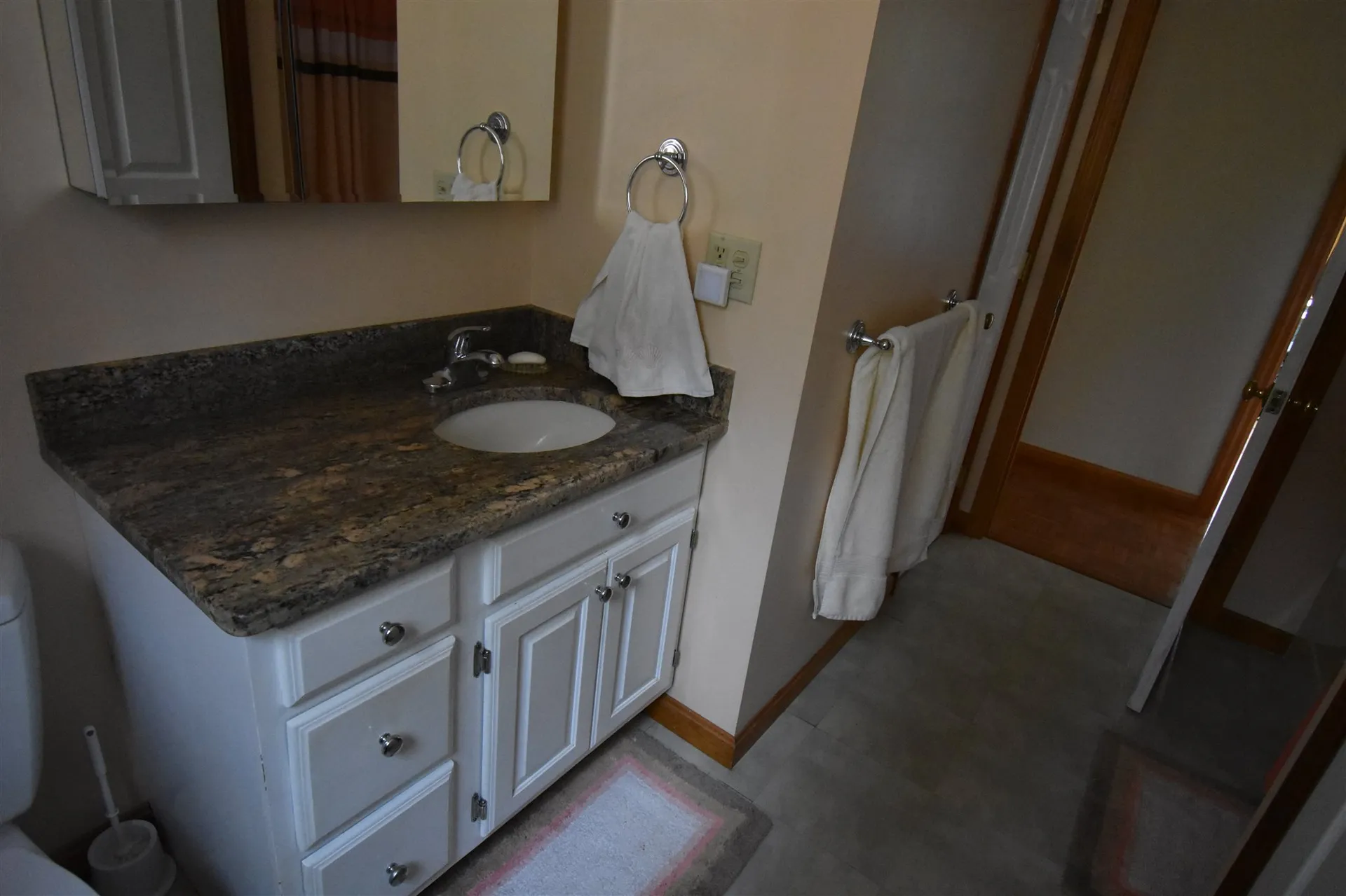 352 & 357 Shaker Boulevard Enfield NH 03748