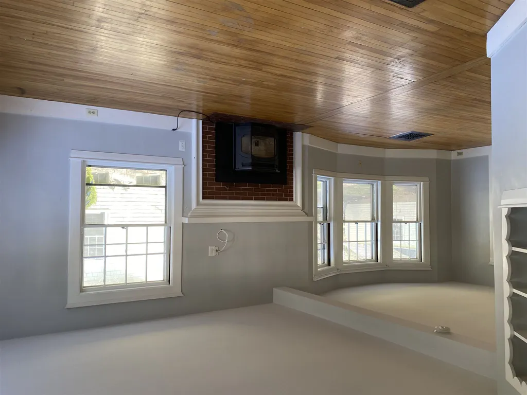 40 Webster Street Nashua NH 03064