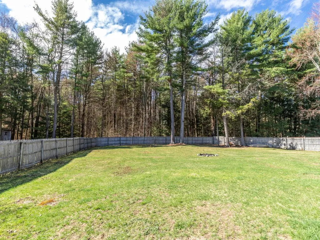 89 Woodcrest Circle Milton VT 05468