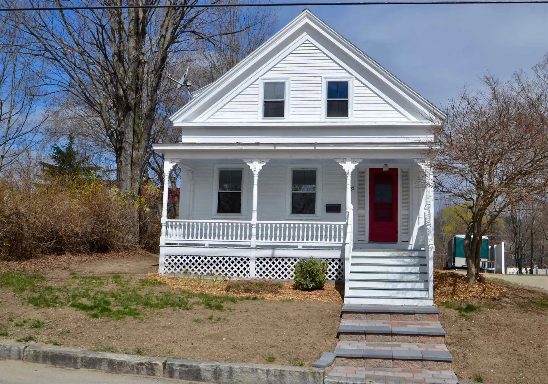 25 Grove Street Farmington NH 03835
