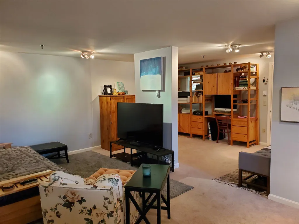 28 Academy Street Franconia NH 03850