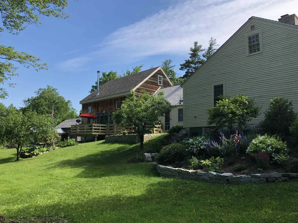 752 Murray Hill Road Hill NH 03243
